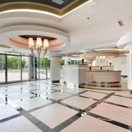 Hanza Tower Lux Jacusi & Sauna & Pool Appartamento